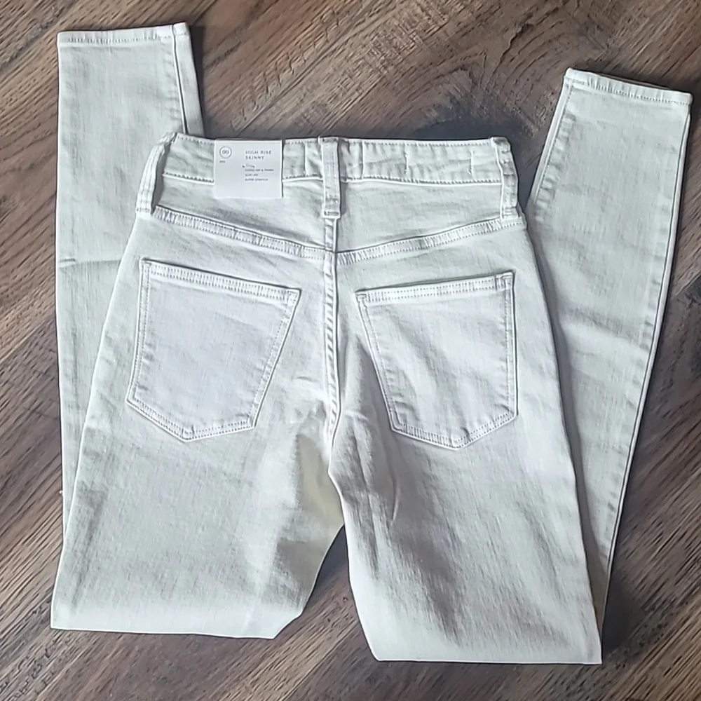 Universal Thread Skinny Jeans, Size 00, Cream, Beige, Light Tan, Soft, Stretchy - Picture 6 of 7